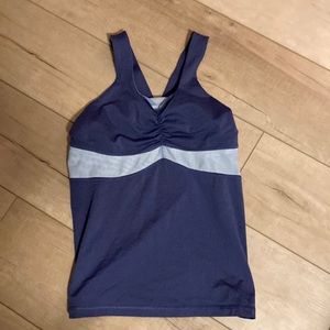 Lululemon built-in bra athletic top